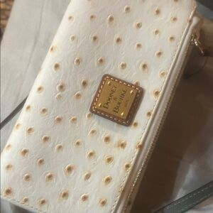Dooney & Bourke Textured Cream Wallet